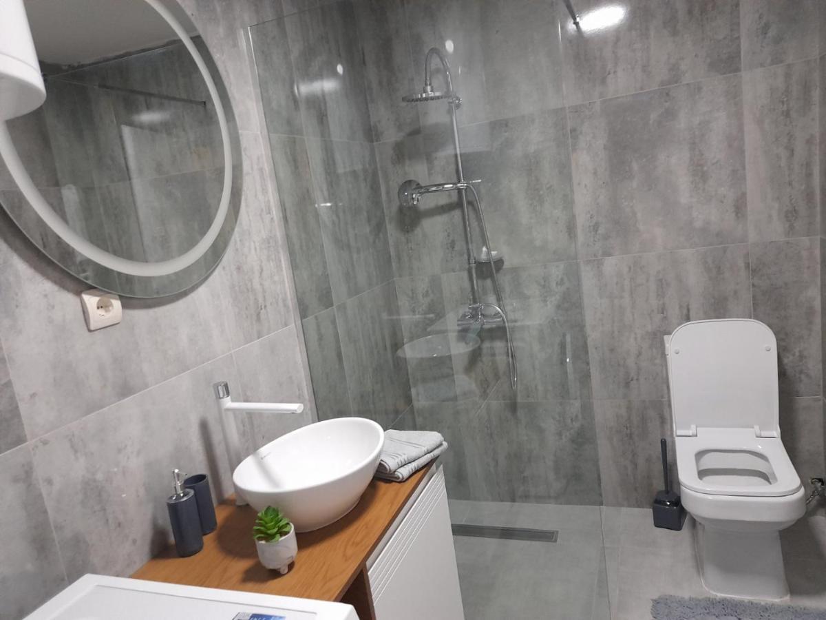 Centar Two Apartment Skopje Ngoại thất bức ảnh